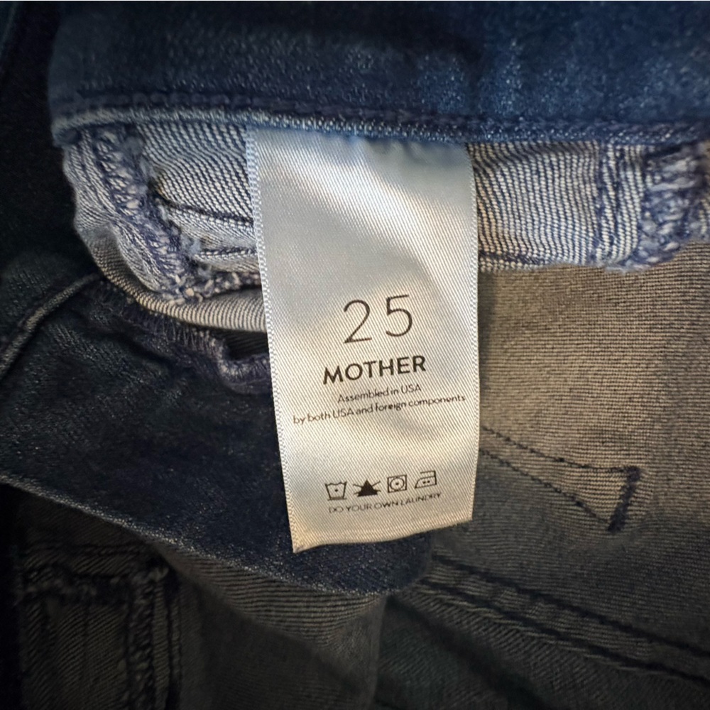 MOTHER Lovin’ Superstition Flare Jean - Picture 6 of 7